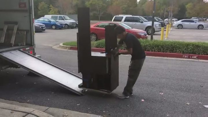 Commercial Moves